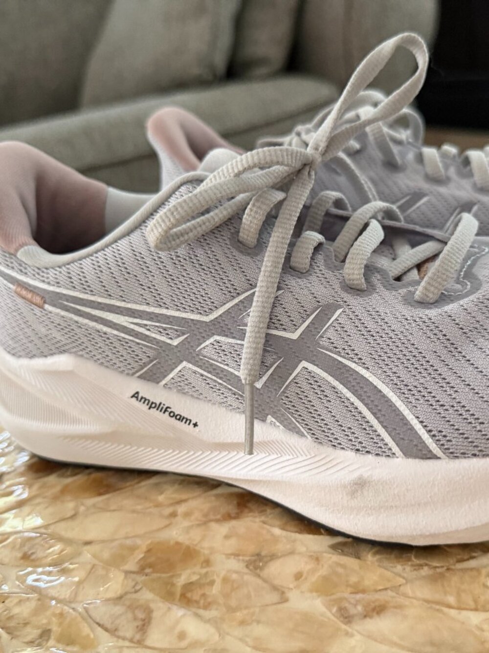 Asics Versablast 4 Light Gray/ White, Size US Womens 8